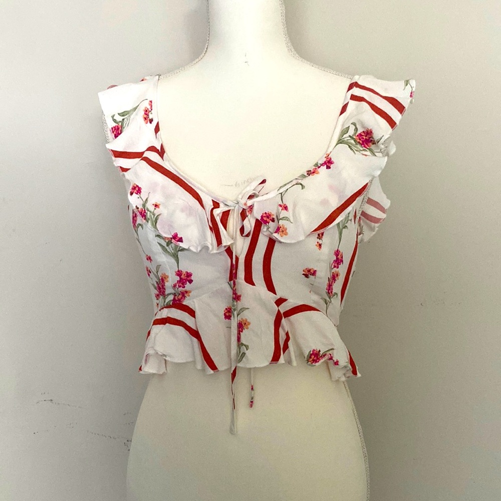Crop top lightweight top
